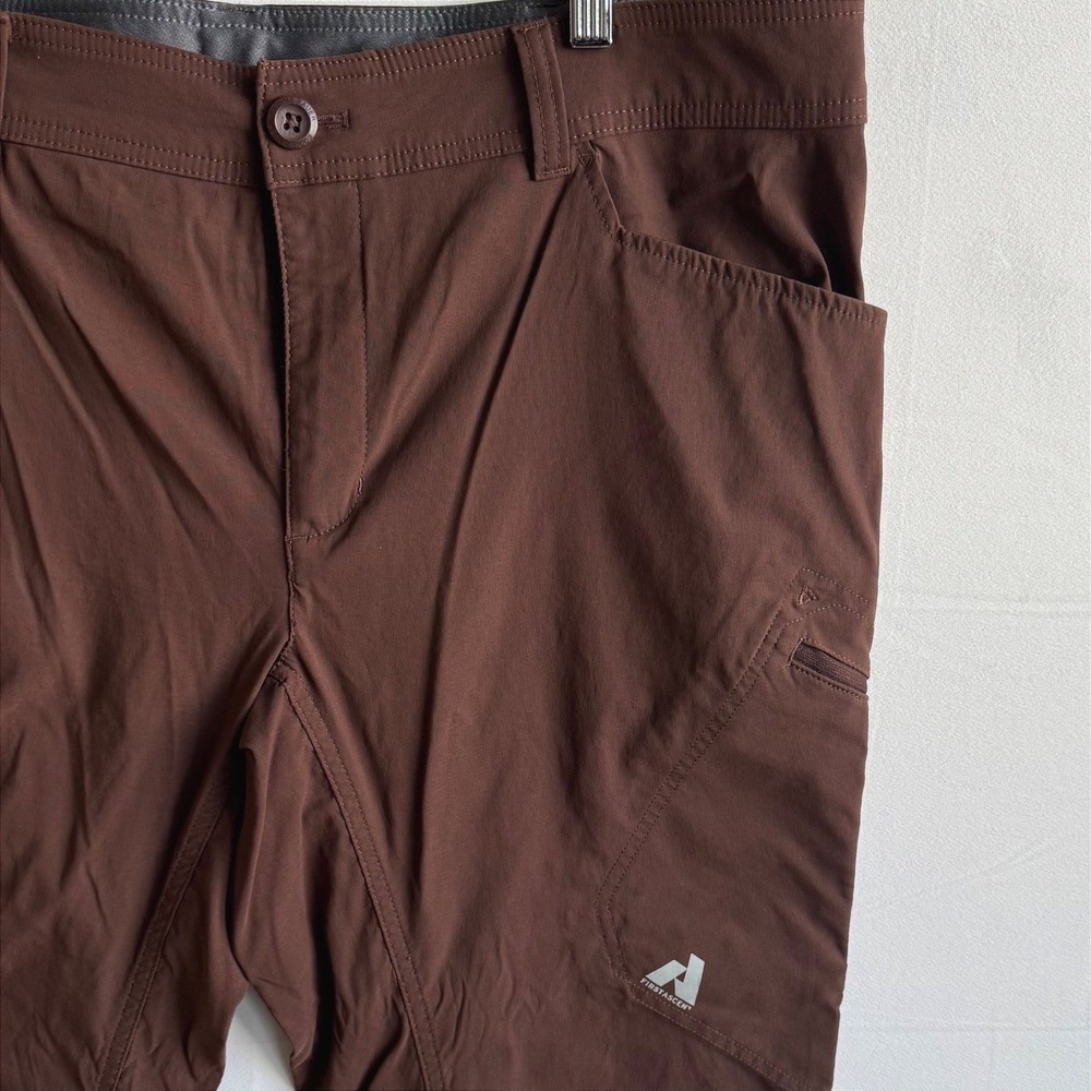 Eddie Bauer First Ascent Guide Pro Pants Mens 40x32 Brown Hiking Outdoor Utility - Picture 4 of 11